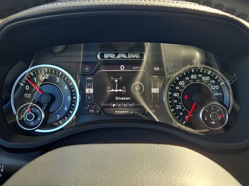 Used 2021 RAM 1500 Laramie image 13