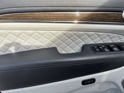 Certified 2019 Jeep Grand Cherokee Summit image 28