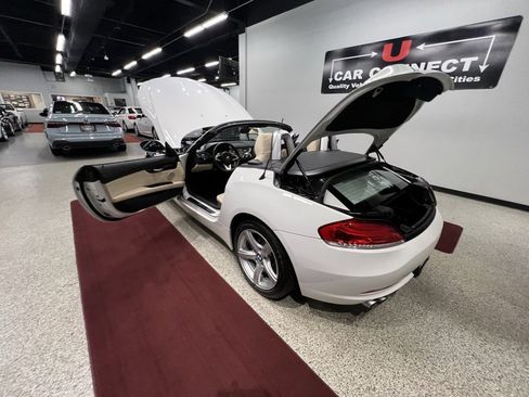 Used 2011 BMW Z4 sDrive30i image 60