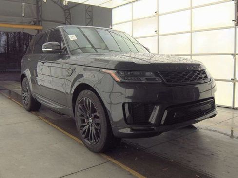 Used 2019 Land Rover Range Rover Sport Supercharged image 3