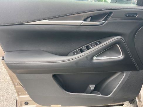 Certified 2025 INFINITI QX60 Luxe w/ Vision Package image 10