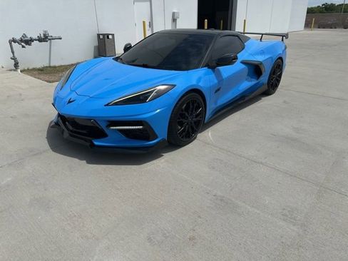 Used 2023 Chevrolet Corvette Stingray Premium Conv w/ Z51 Performance Package RWD image 7