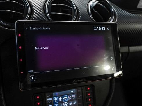 Used 2017 Ford Mustang Coupe RWD image 27