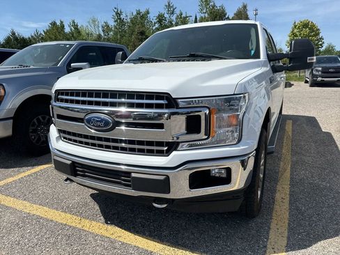 Used 2018 Ford F150 XLT w/ Equipment Group 302A Luxury AWD/4WD image 2