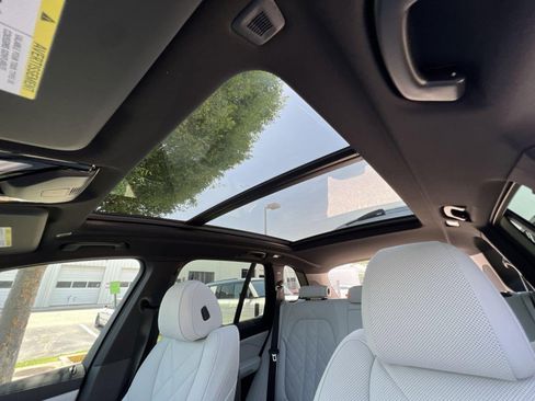 New 2026 BMW X5 xDrive50e w/ M Sport Package image 21
