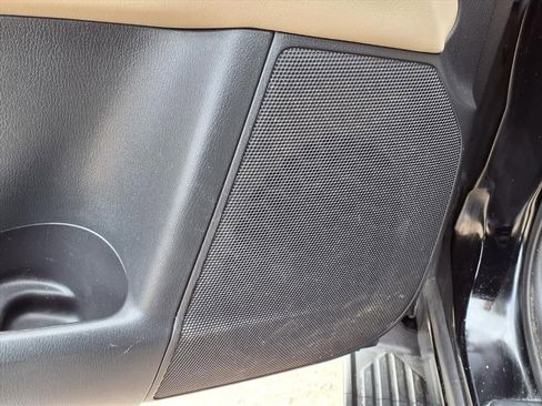 Used 2019 Nissan Armada SL w/ Premium Package image 16