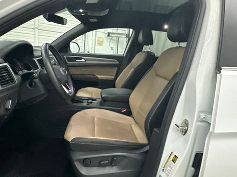 Used 2021 Volkswagen Atlas Cross Sport SE w/ Panoramic Sunroof Package AWD/4WD image 19