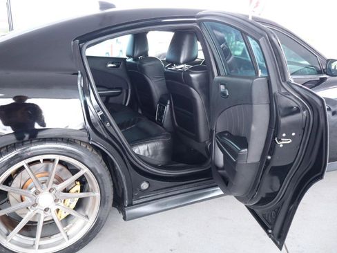 Used 2016 Dodge Charger SRT w/ Harman/Kardon Audio Group RWD image 37