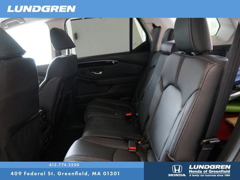 Used 2025 Honda Pilot EX-L image 27