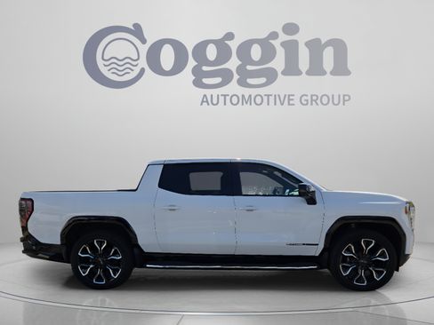 New 2025 GMC Sierra EV Denali AWD/4WD image 6