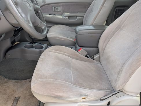 Used 2003 Toyota Tacoma PreRunner RWD image 13