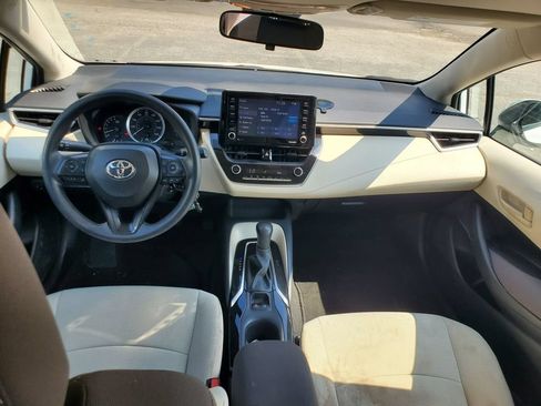 Used 2022 Toyota Corolla LE FWD image 16