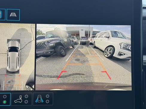 Used 2024 GMC Acadia Elevation w/ Luxury Package image 20