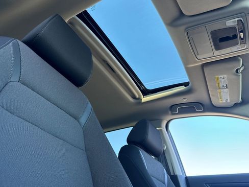 Used 2025 Honda CR-V EX image 15