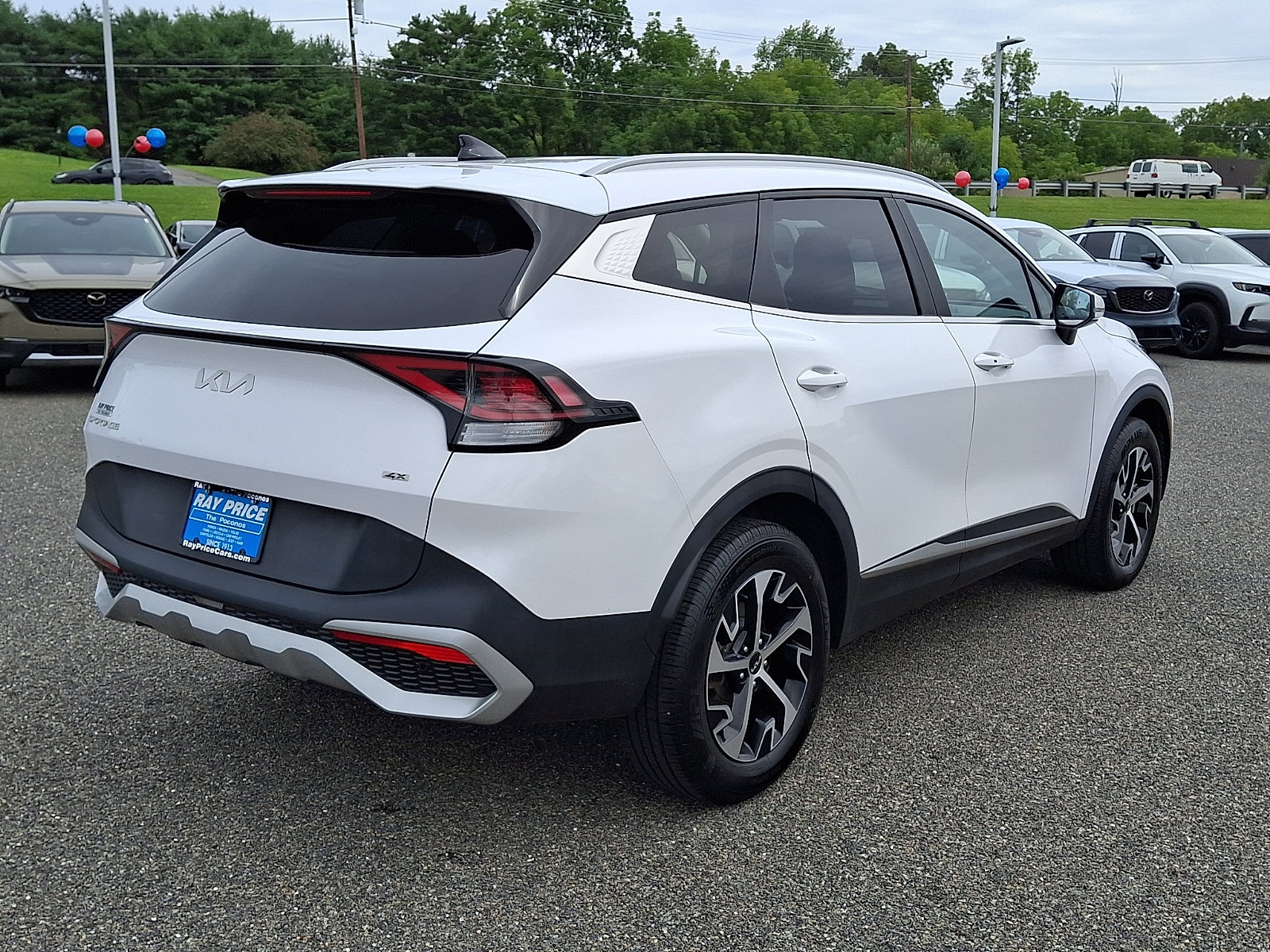 Used 2023 Kia Sportage EX AWD/4WD image 7
