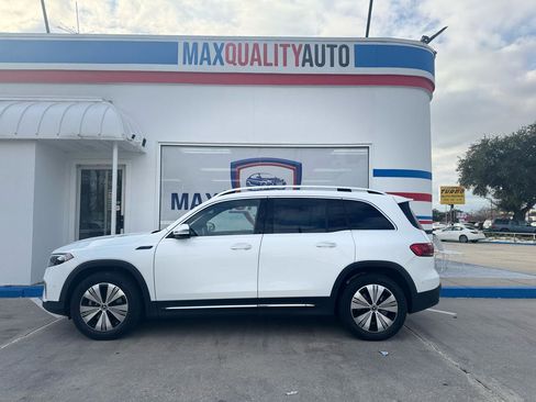 Used 2023 Mercedes-Benz EQB 250+ EQB250+ w/ Exclusive Package image 18