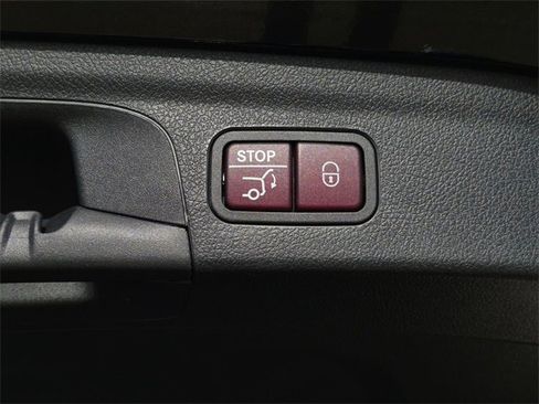 Used 2023 Mercedes-Benz GLE 350 image 10