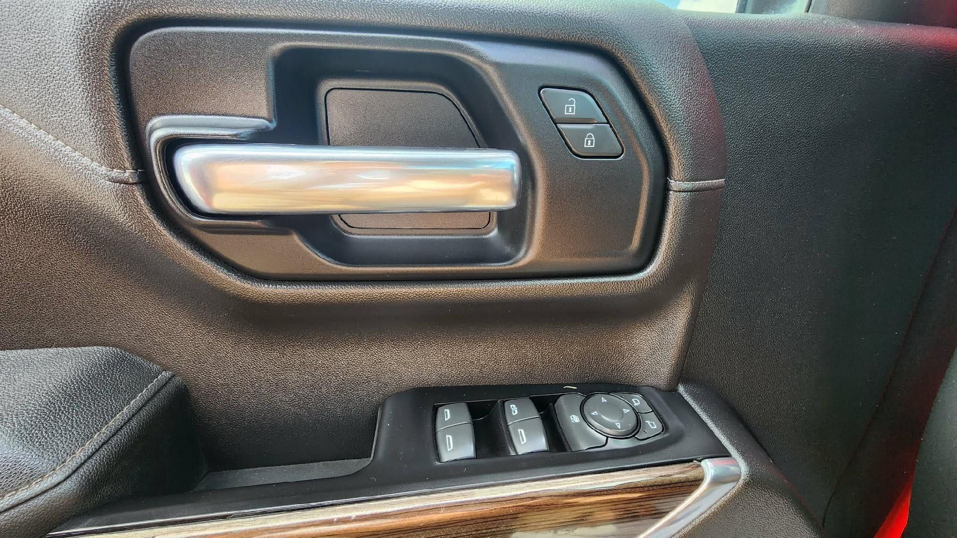 Used 2019 Chevrolet Silverado 1500 LT w/ All-Star Edition AWD/4WD image 12