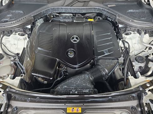 Certified 2023 Mercedes-Benz GLC 300 image 31