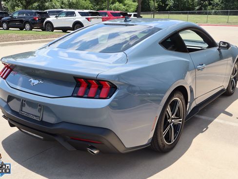 Certified 2025 Ford Mustang Coupe RWD image 3