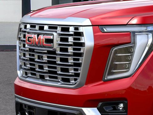 New 2026 GMC Yukon Denali w/ Sun & Power Step Package image 14