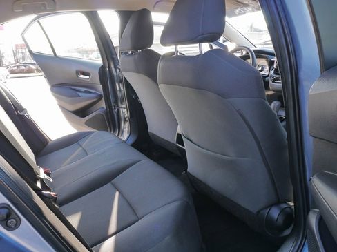 Used 2021 Toyota Corolla LE image 10