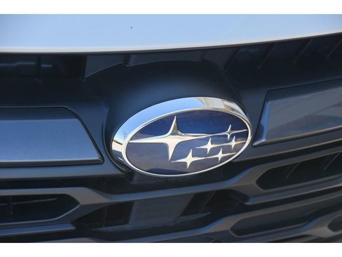 Used 2025 Subaru Outback Limited XT w/ Popular Package #2 AWD/4WD image 8