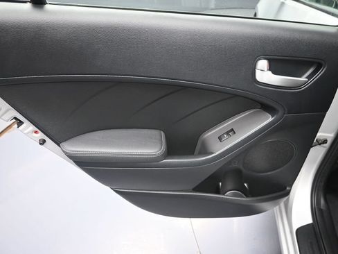 Used 2017 Kia Forte LX FWD image 24