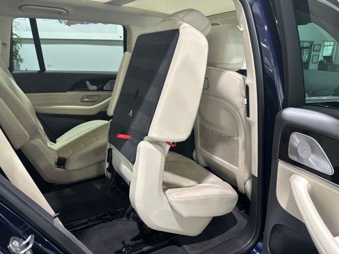 Used 2020 Mercedes-Benz GLS 450 4MATIC image 45