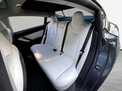 Used 2019 Tesla Model 3 RWD image 23