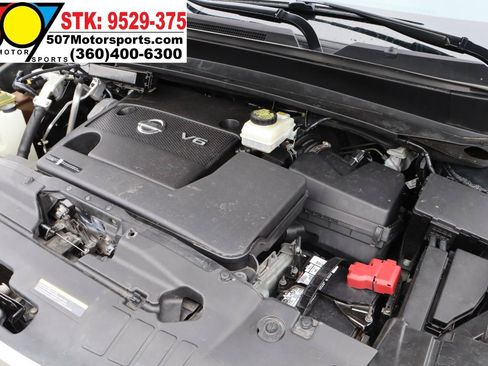 Used 2014 Nissan Pathfinder Platinum FWD image 20