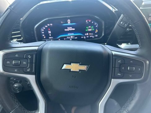 Used 2024 Chevrolet Silverado 2500 LT AWD/4WD image 11