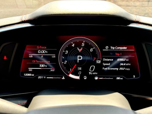 Used 2020 Chevrolet Corvette Stingray Coupe w/ Z51 Performance Package image 28