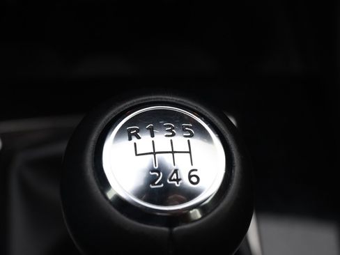 Used 2020 MAZDA MAZDA3 Hatchback w/ Premium Package image 34