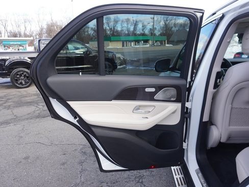 Used 2022 Mercedes-Benz GLE 350 4MATIC image 30