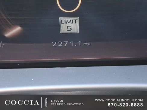 Certified 2025 Lincoln Aviator AWD image 21