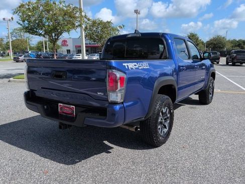 Certified 2023 Toyota Tacoma TRD Off-Road w/ Technology Package AWD/4WD image 4