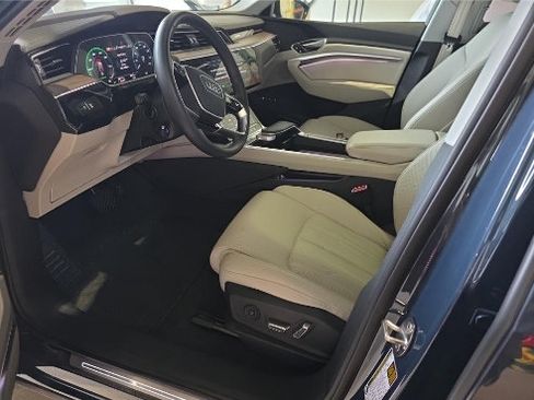 Used 2024 Audi Q8 e-tron Prestige w/ Prestige Package AWD/4WD image 8