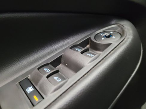 Used 2019 Ford Escape S FWD image 27