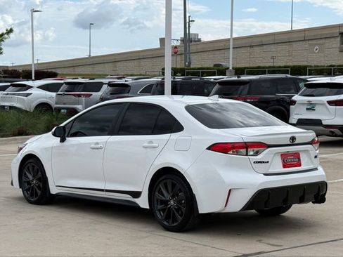 Used 2026 Toyota Corolla SE image 6
