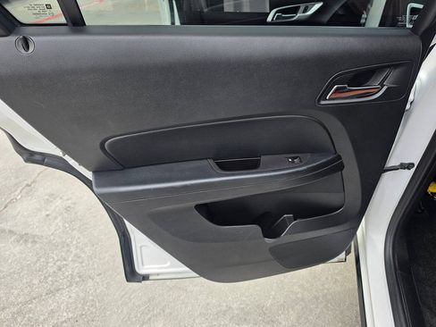 Used 2017 GMC Terrain SLT FWD image 22