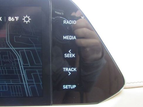 Used 2023 Hyundai Sonata Limited image 48