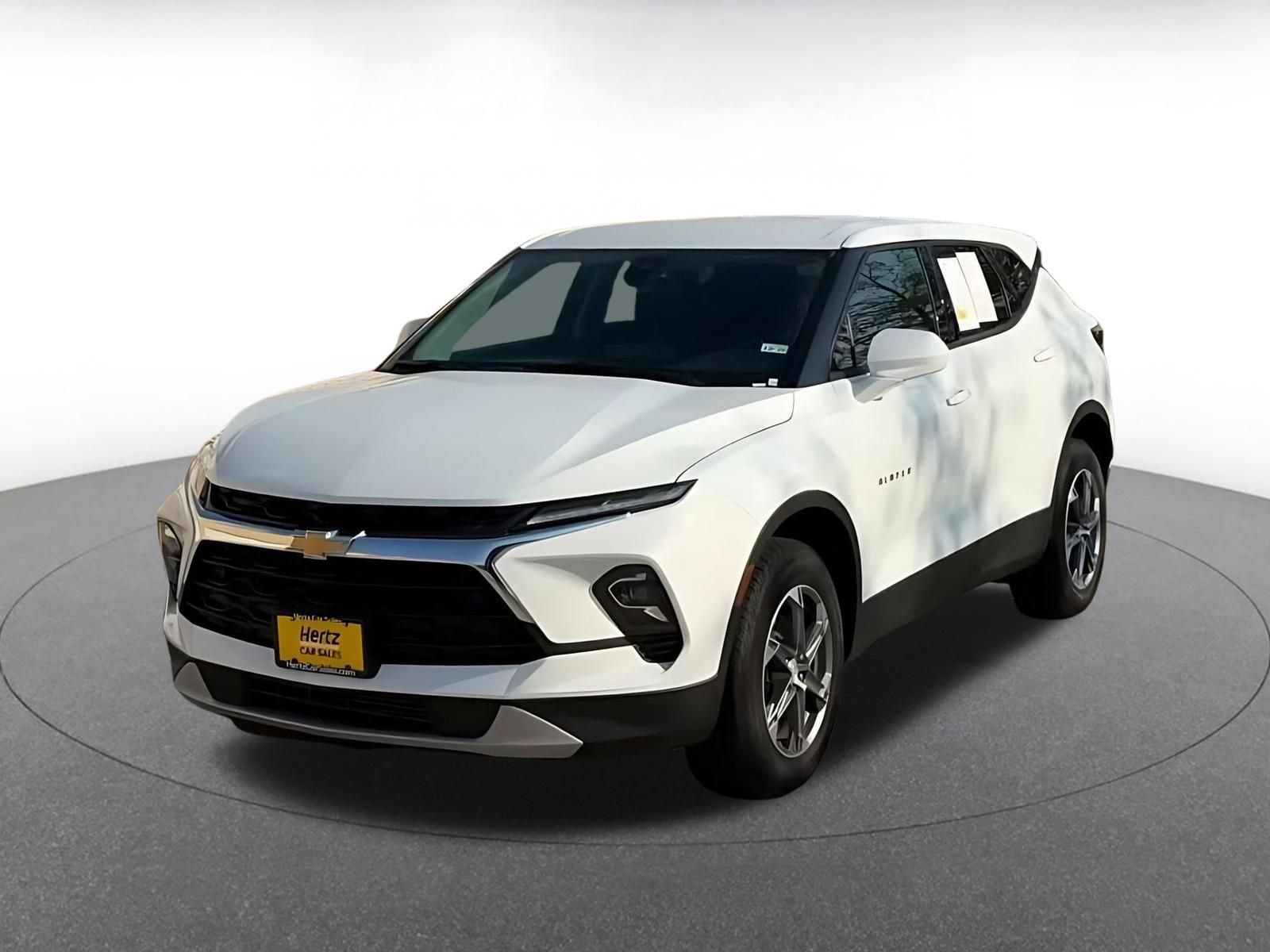 Used 2026 Chevrolet Blazer LT FWD image 6