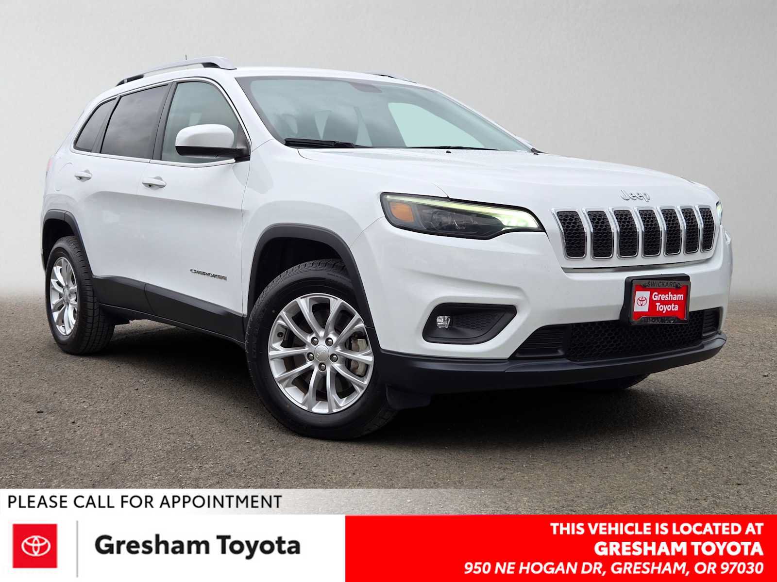 Used 2019 Jeep Cherokee Latitude w/ Popular Appearance Group AWD/4WD image 1