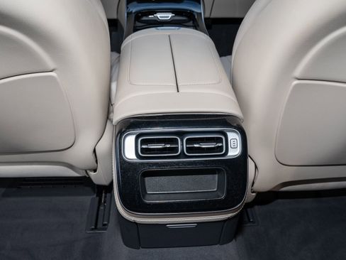 Used 2022 Mercedes-Benz S 500 S 500 image 19