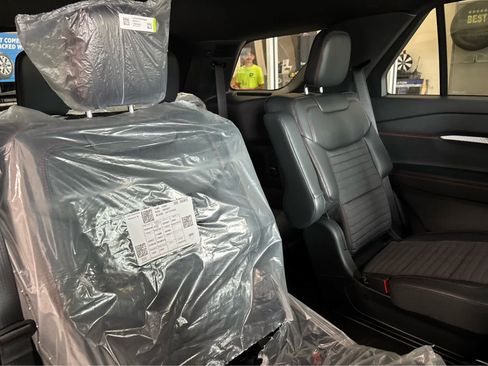 New 2026 Ford Explorer ST-Line AWD/4WD image 31