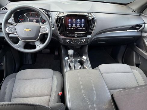 Certified 2023 Chevrolet Traverse LT FWD image 16