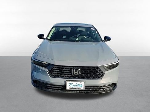 New 2025 Honda Accord SE image 9
