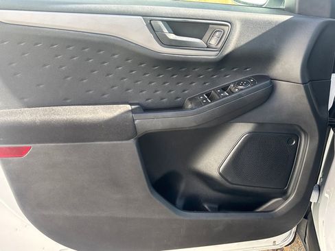 Used 2020 Ford Escape S image 6