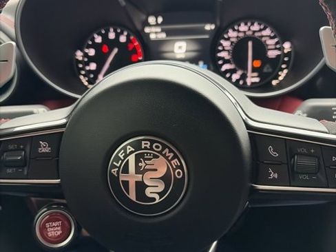 Used 2020 Alfa Romeo Giulia Quadrifoglio w/ Exterior Carbon Fiber Package image 16